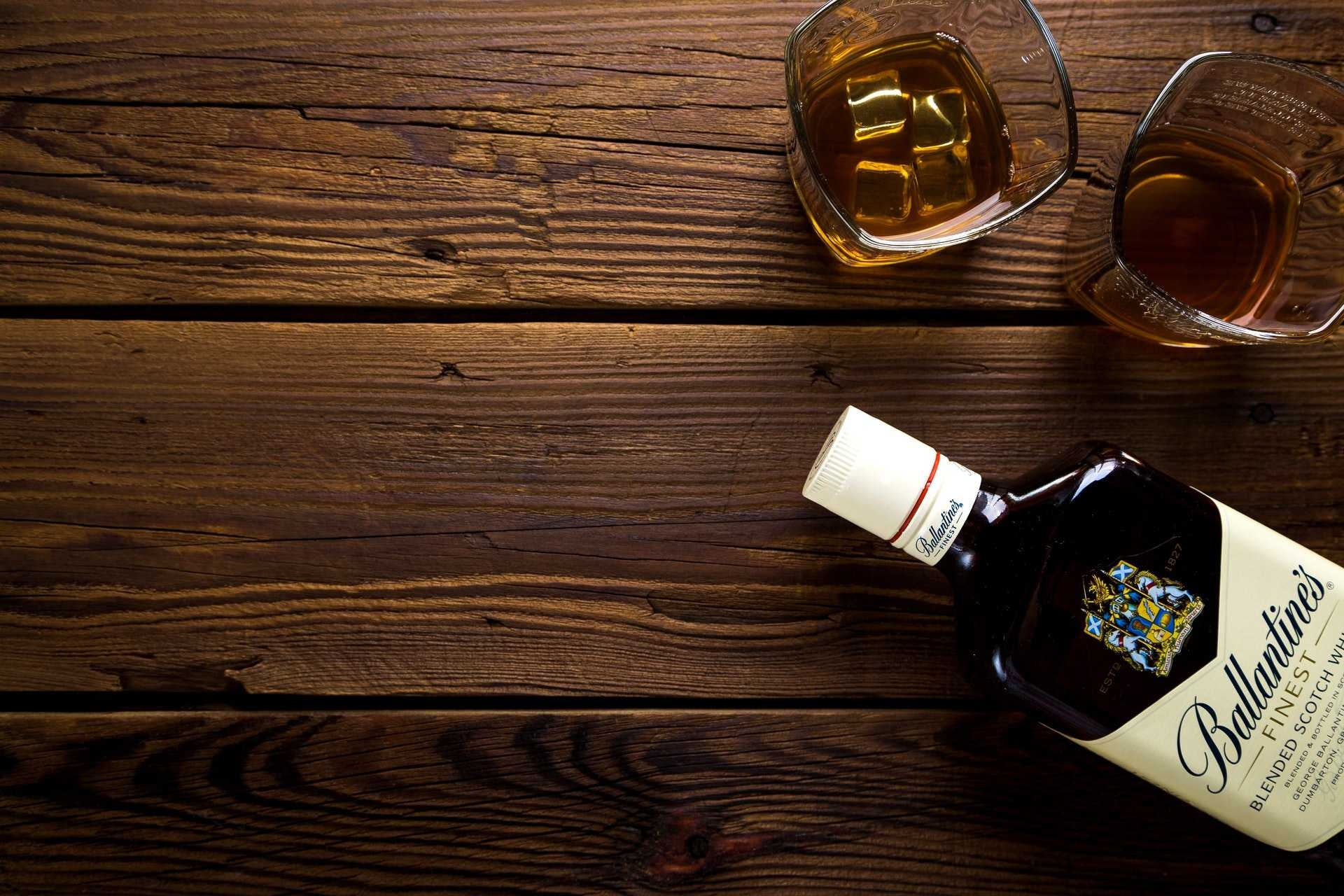 Whisky, Shots, Bauturi Traditionale
