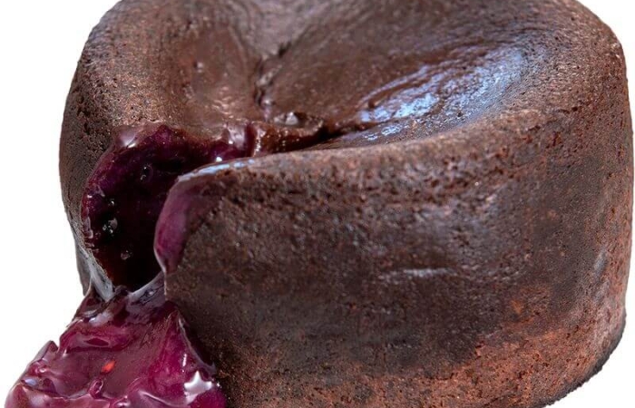 Lava cake cu fructe de padure