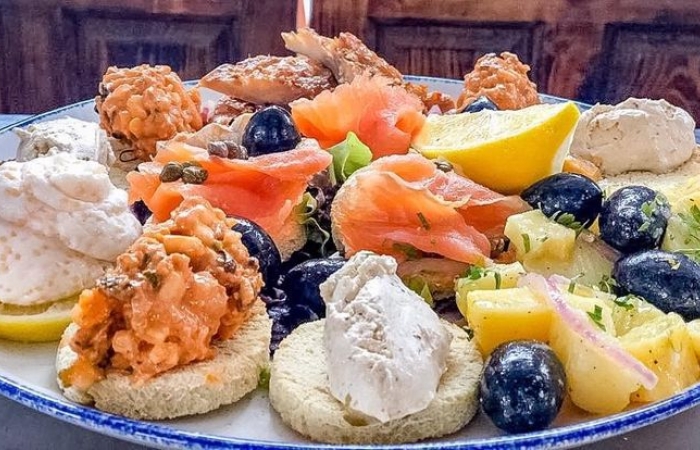 Platou Rece Pescaresc