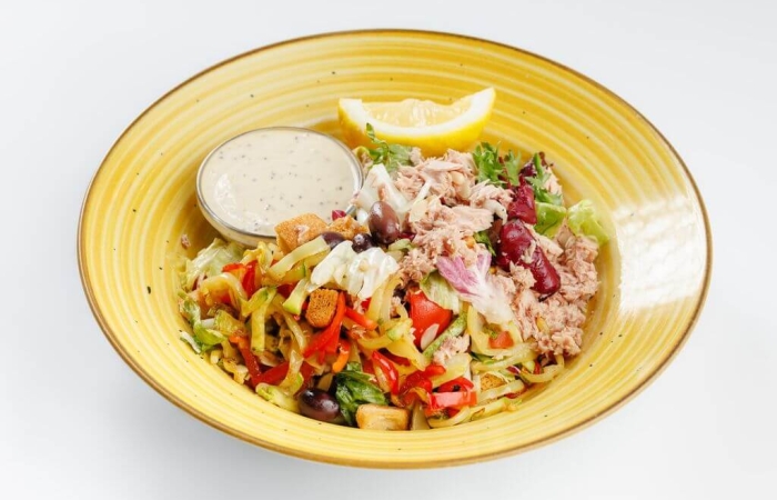 Salata cu ton